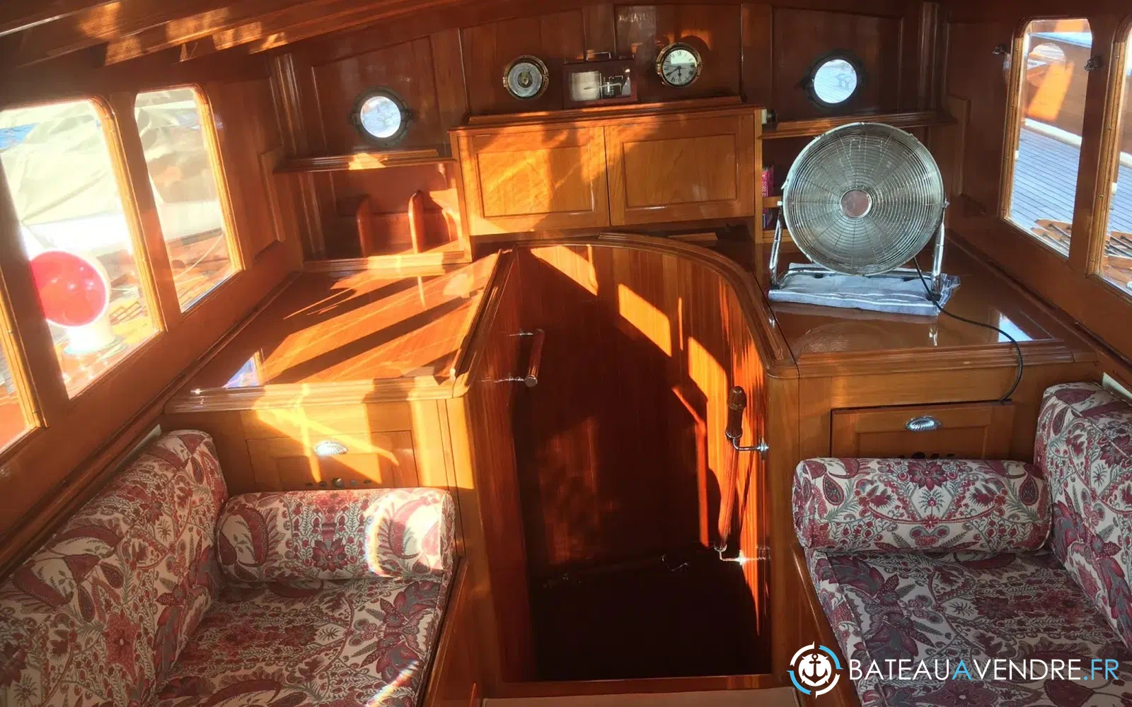 slider 40 Alexander Stephen  Sons Classic Yacht