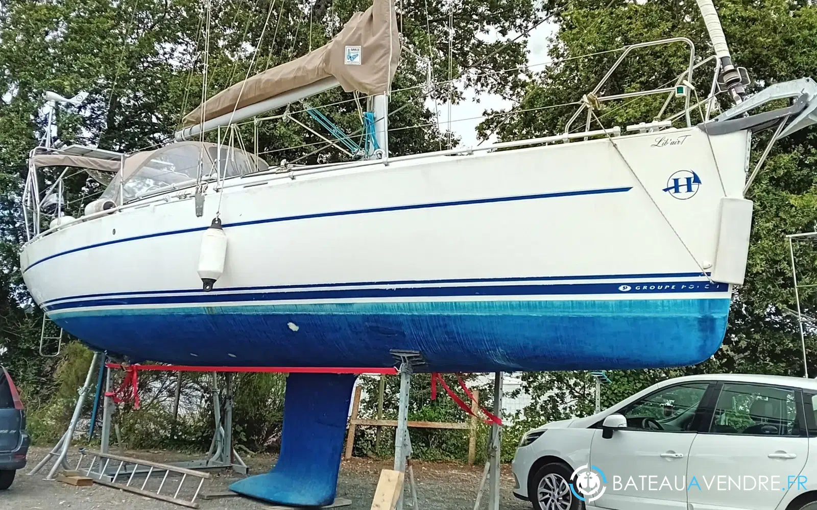 slider 0 Poncin Yachts Harmony 38