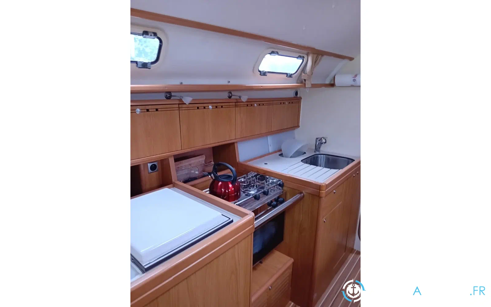 slider 7 Poncin Yachts Harmony 38