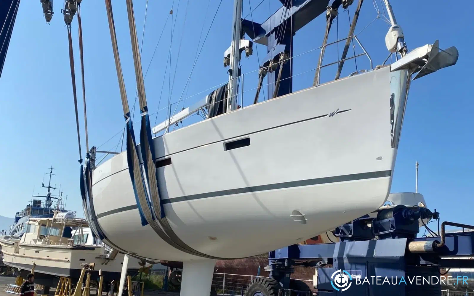 slider 4 Wauquiez Pilot Saloon 48