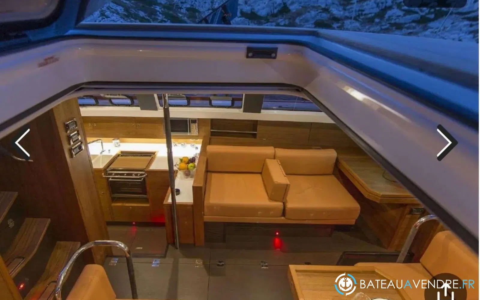 slider 8 Wauquiez Pilot Saloon 48