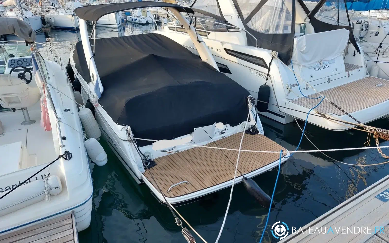 slider 1 Regal 2300 bow rider
