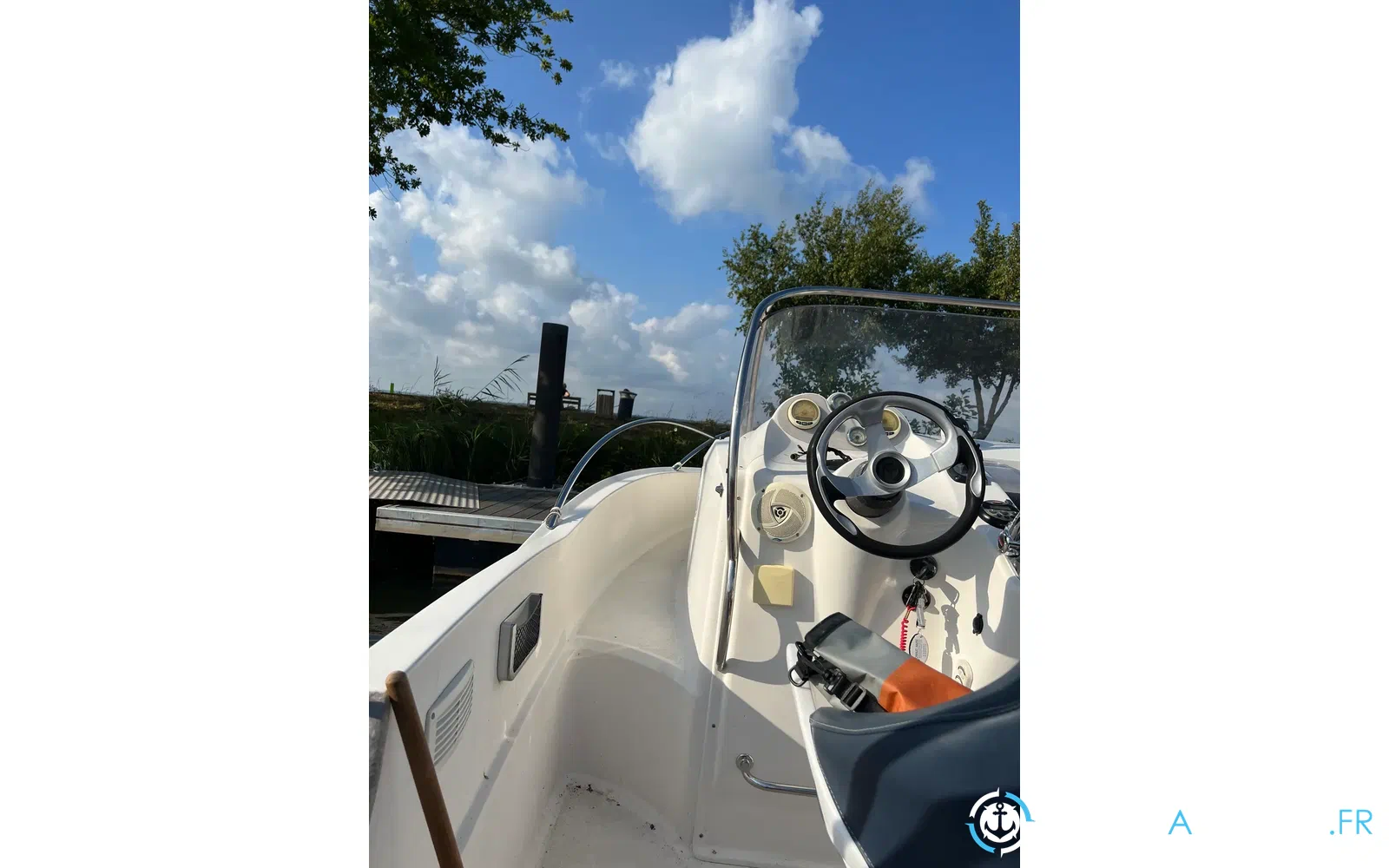 slider 3 Quicksilver 635 WA Commander