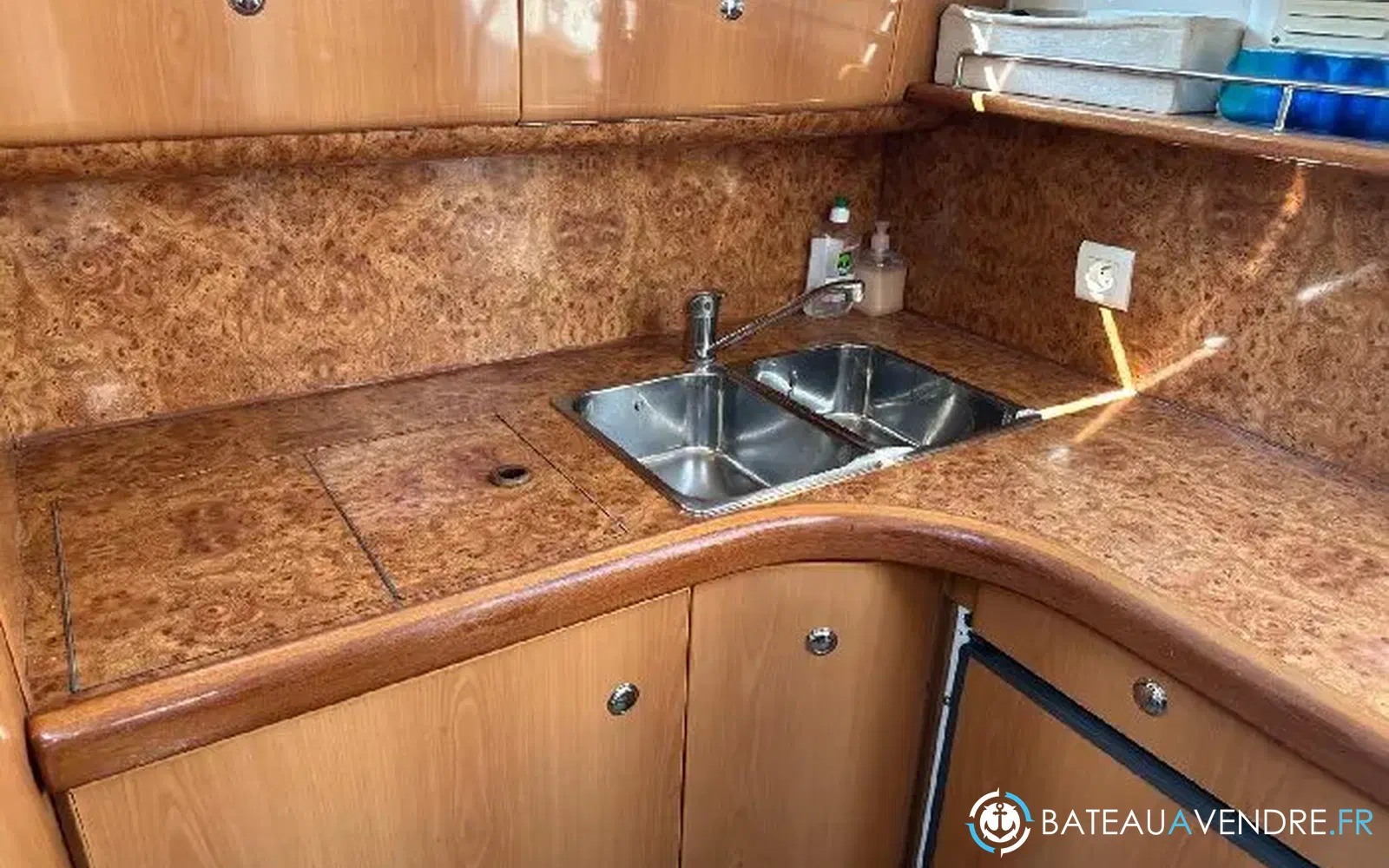 slider 17 Sealine Bolero 28