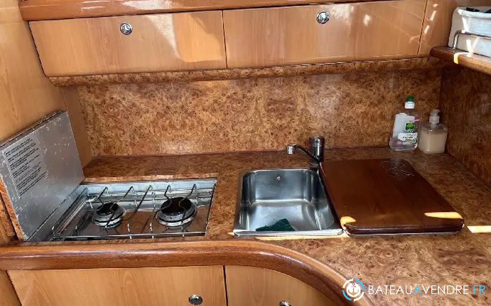 slider 20 Sealine Bolero 28