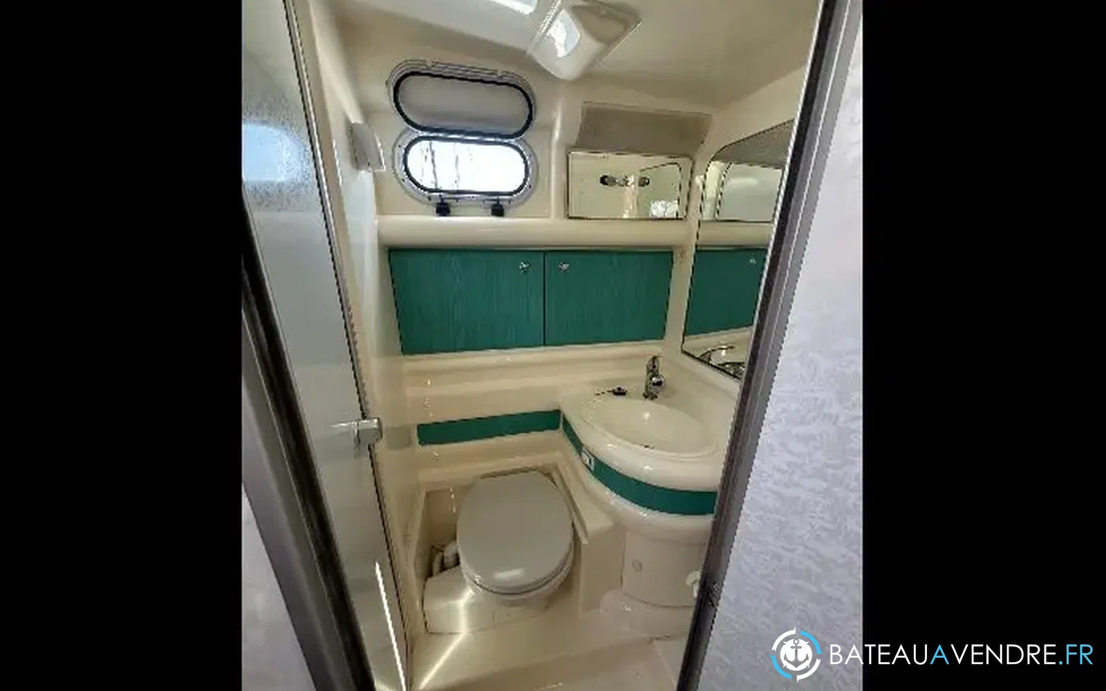slider 25 Sealine Bolero 28