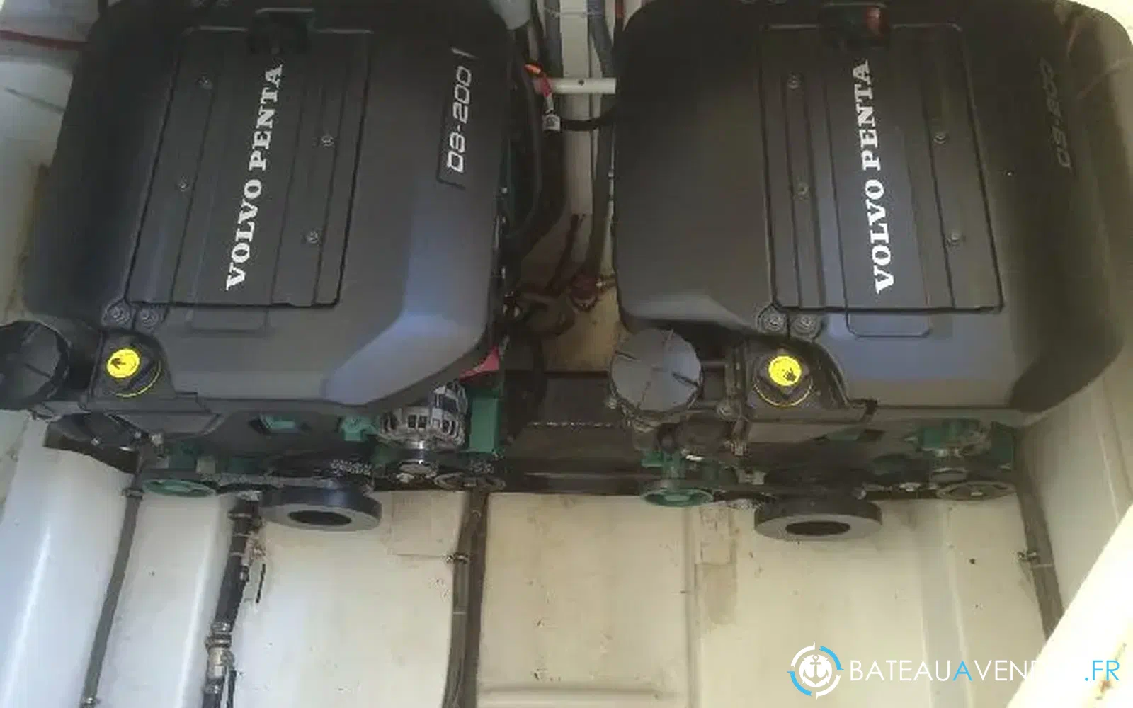 slider 26 Sealine Bolero 28