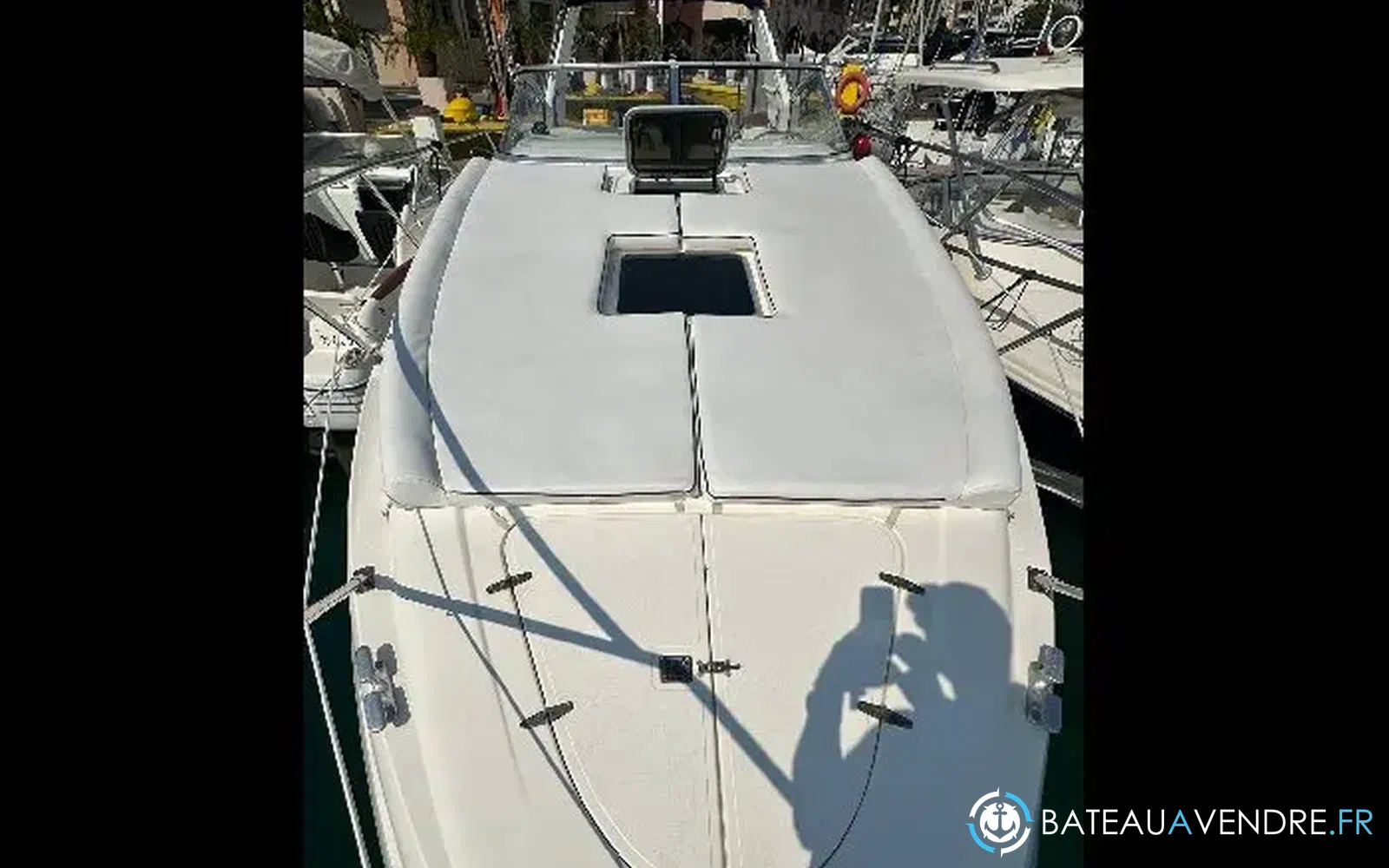 slider 2 Sealine Bolero 28