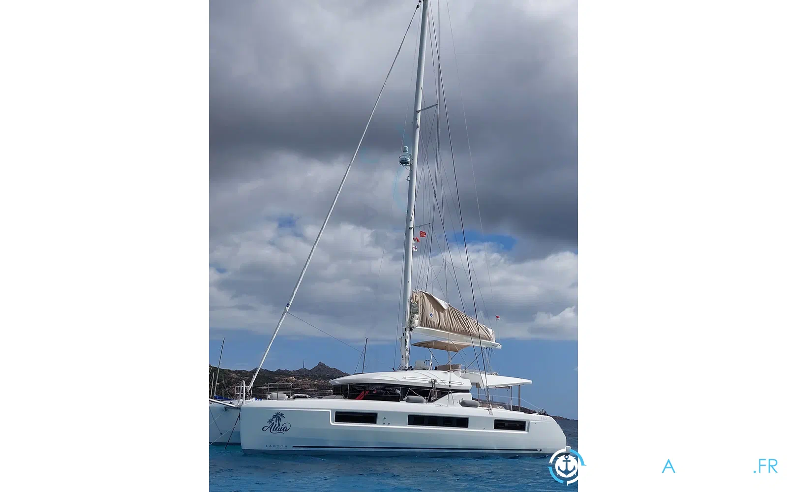 slider 23 Lagoon 50