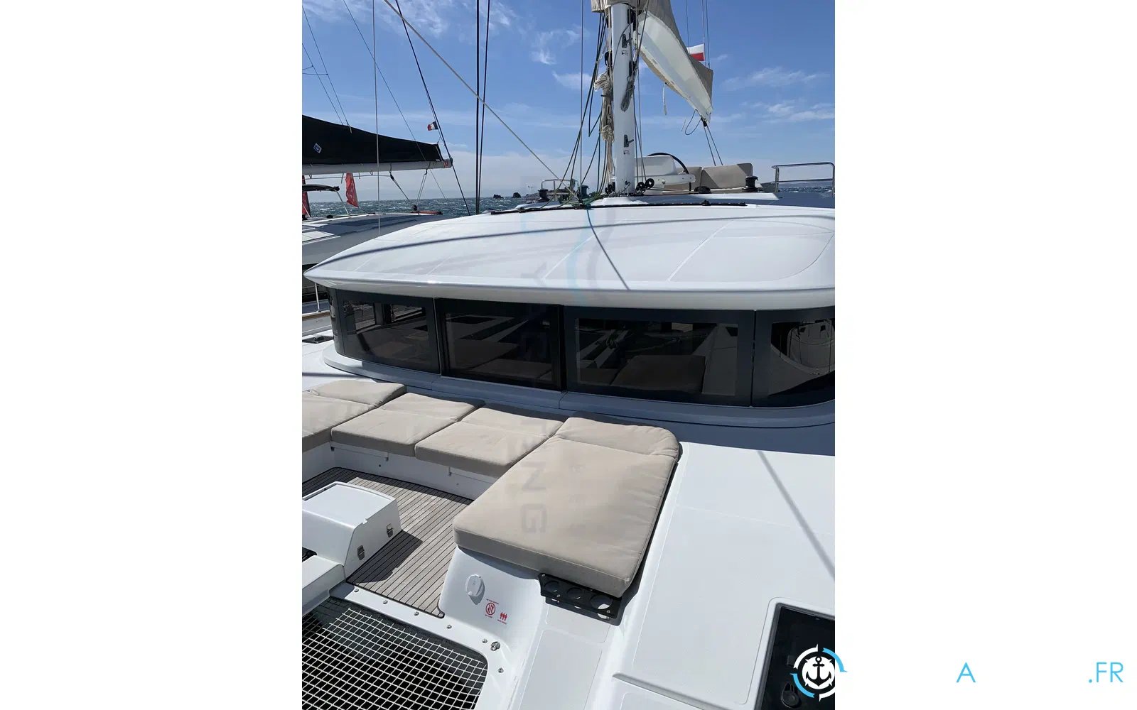 slider 8 Lagoon 50