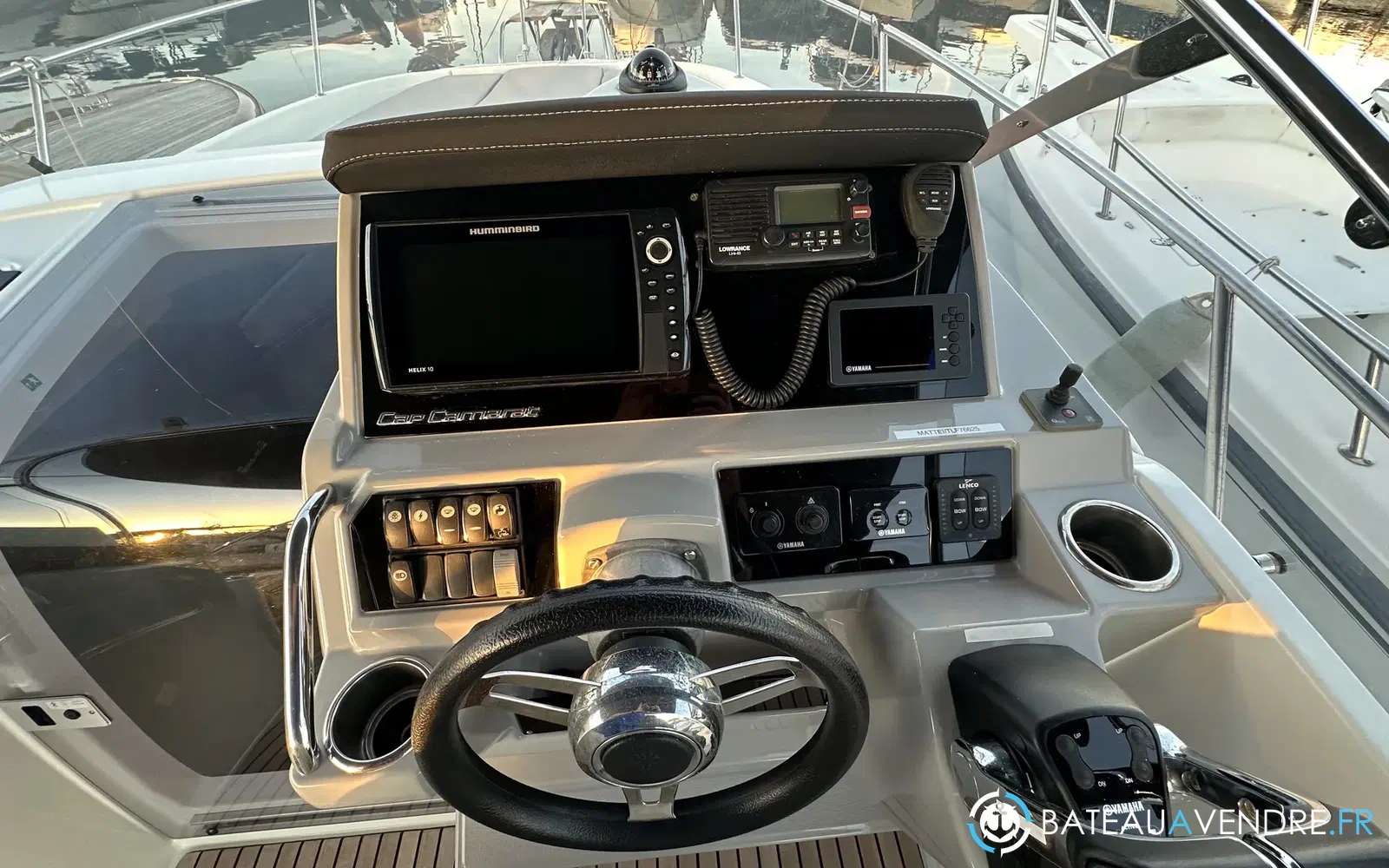 slider 27 Jeanneau Cap Camarat 9.0 WA