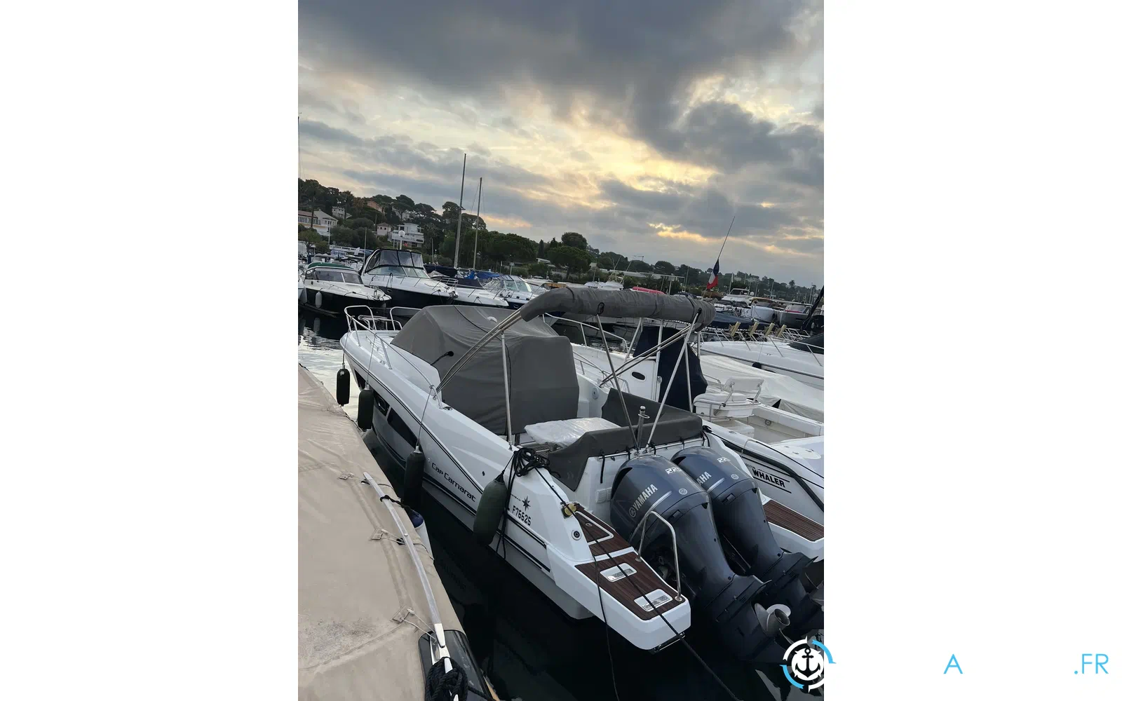 slider 7 Jeanneau Cap Camarat 9.0 WA