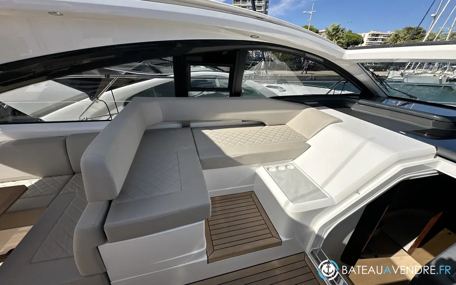 slider 44 Fairline 45