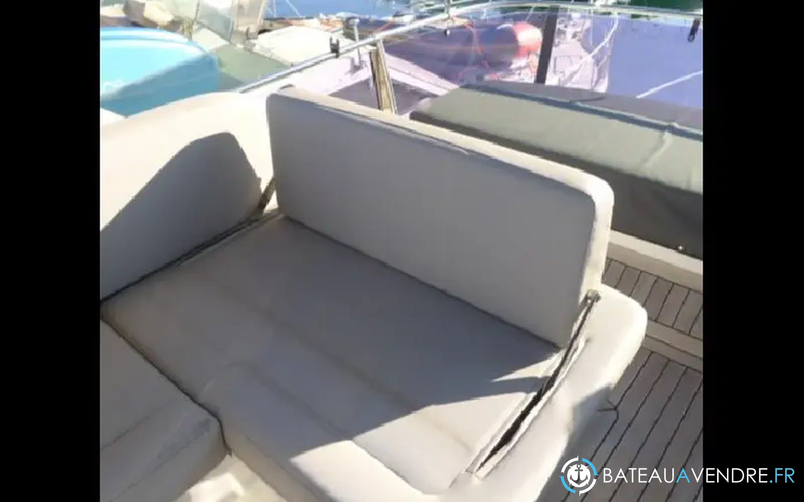 slider 13 Sealine F430