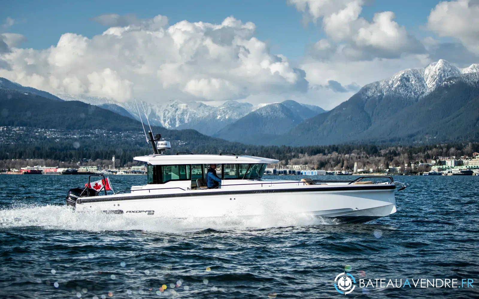 slider 0 Axopar 37 XC Cross Cabin