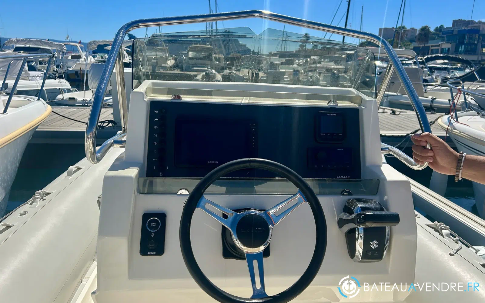 slider 3 Lomac 850 Turismo