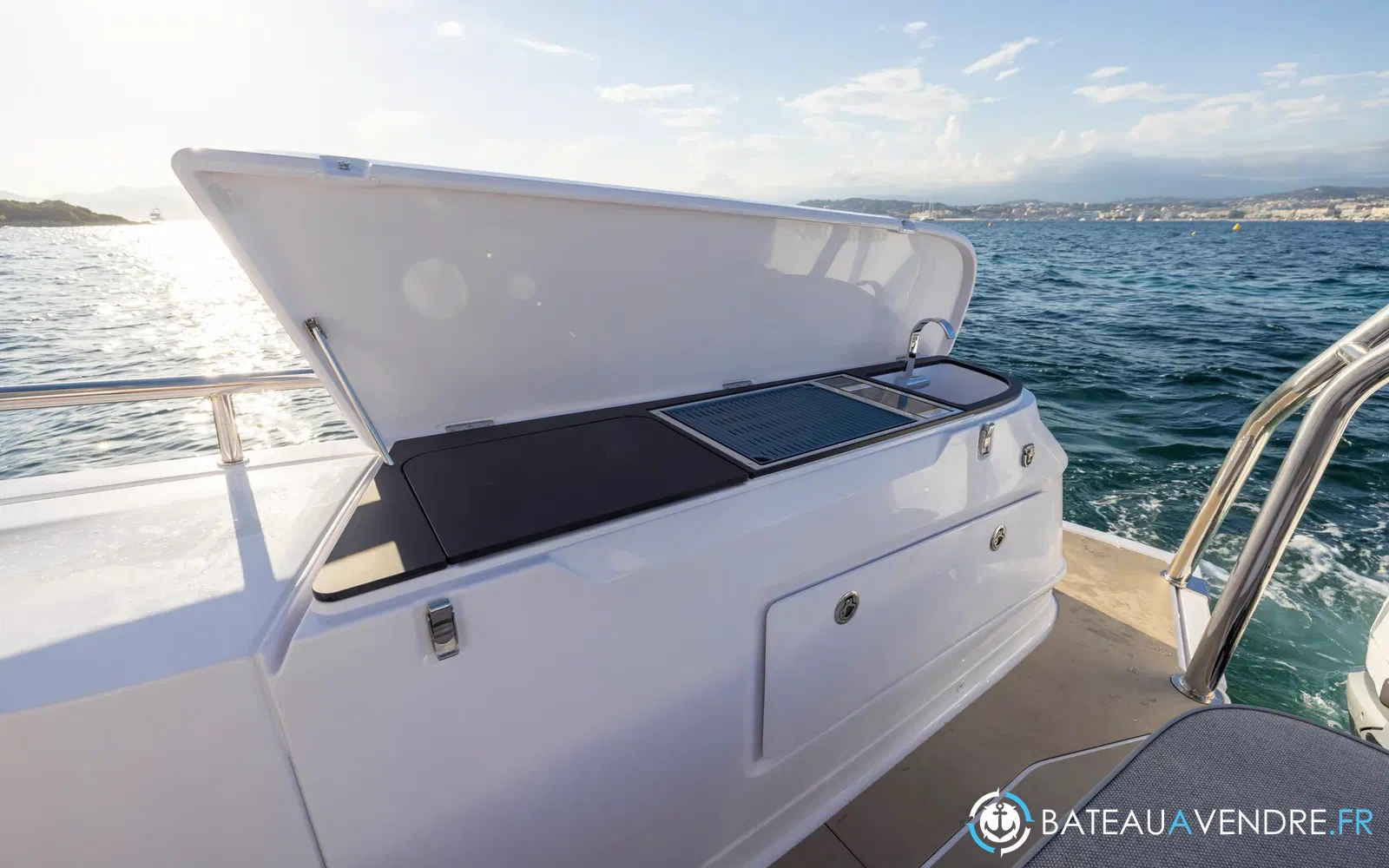 slider 12 Axopar 45 XC CROSS CABIN
