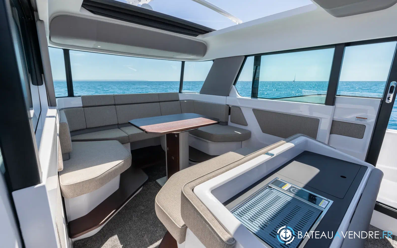 slider 14 Axopar 45 XC CROSS CABIN