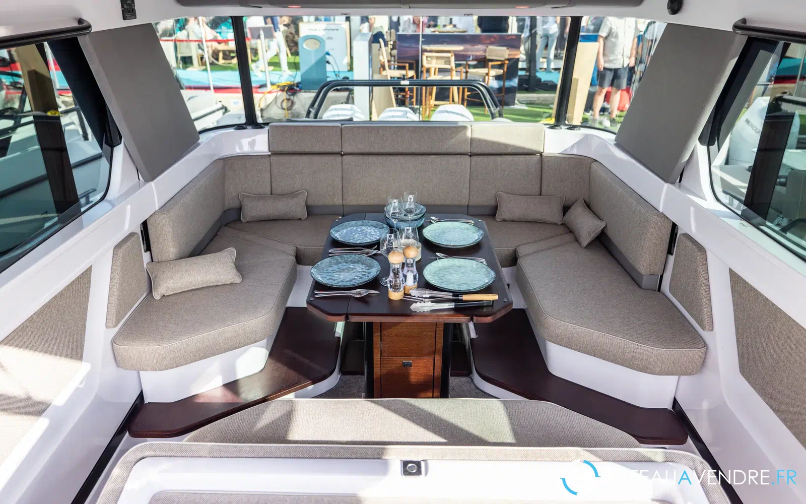 slider 17 Axopar 45 XC CROSS CABIN