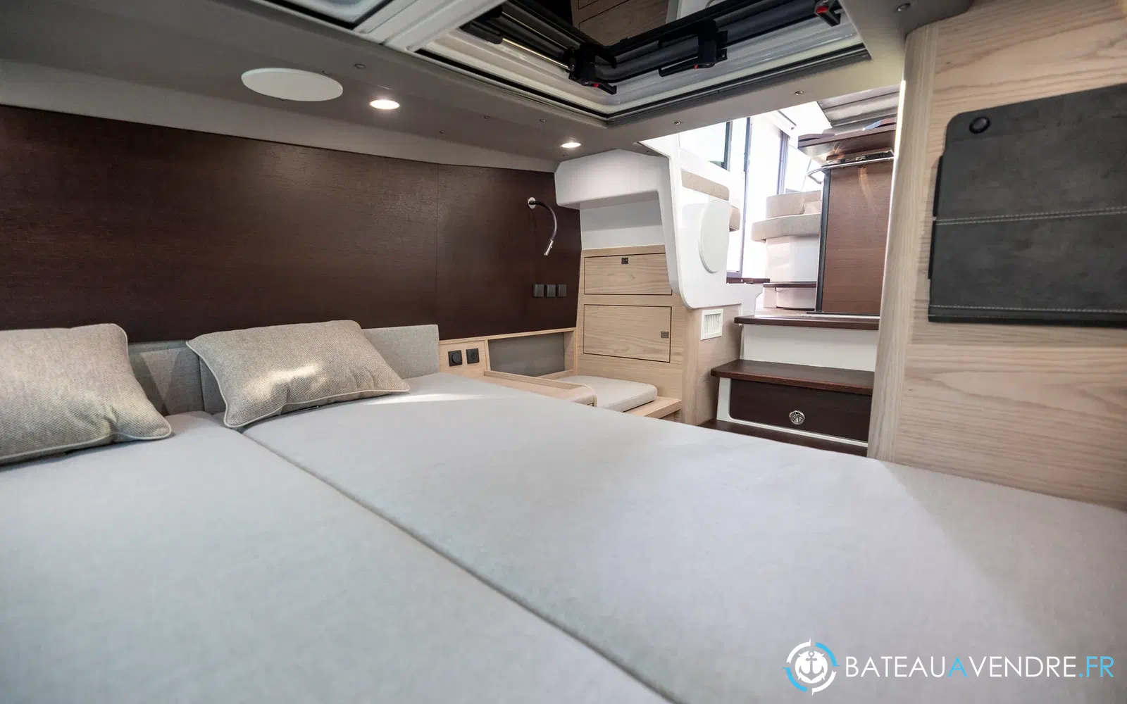 slider 19 Axopar 45 XC CROSS CABIN