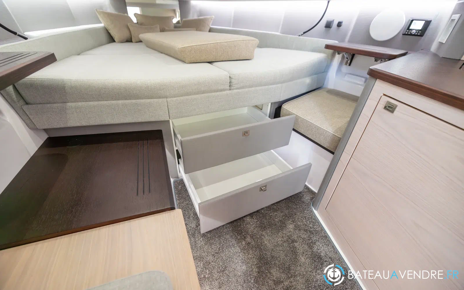 slider 22 Axopar 45 XC CROSS CABIN