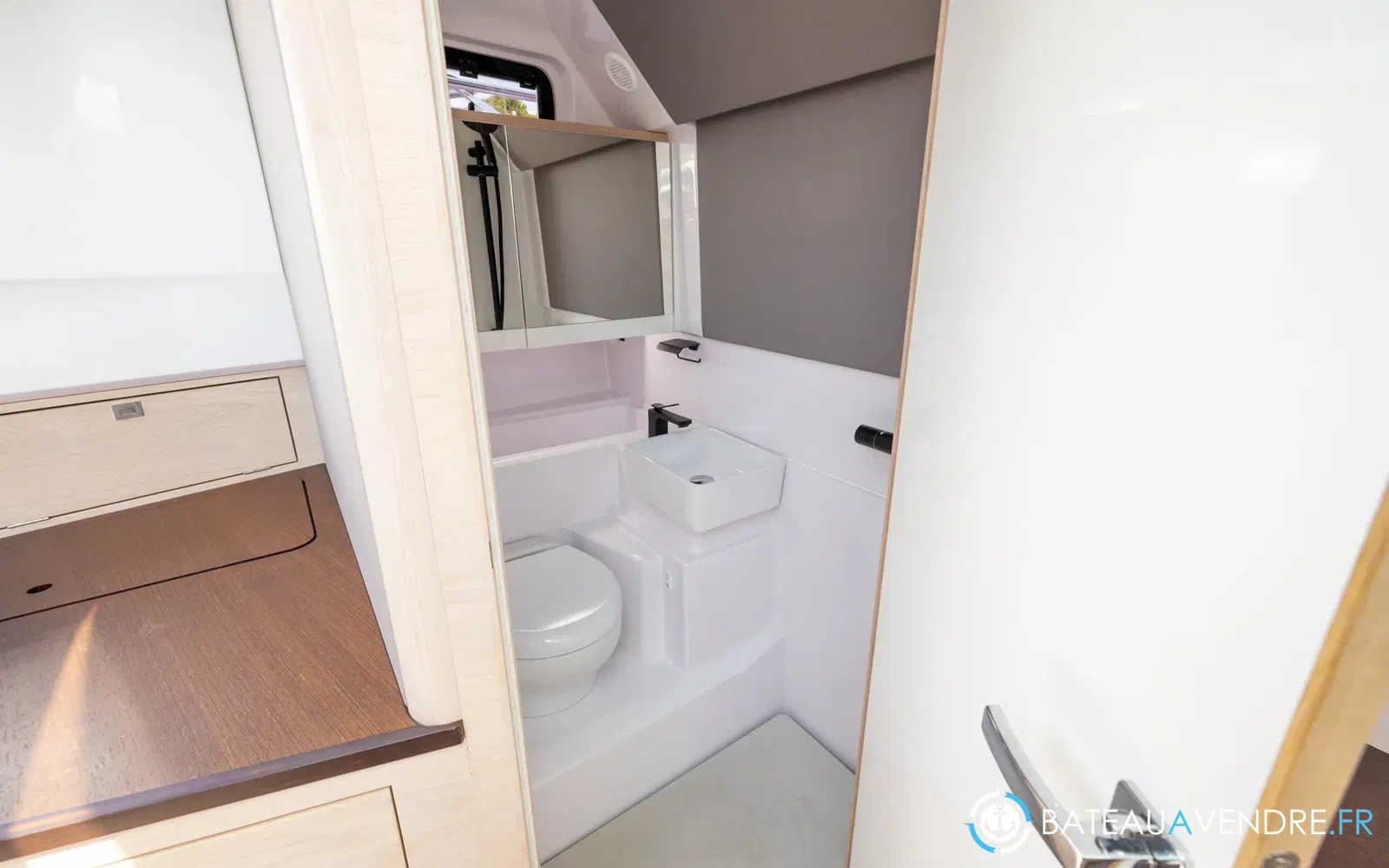 slider 24 Axopar 45 XC CROSS CABIN
