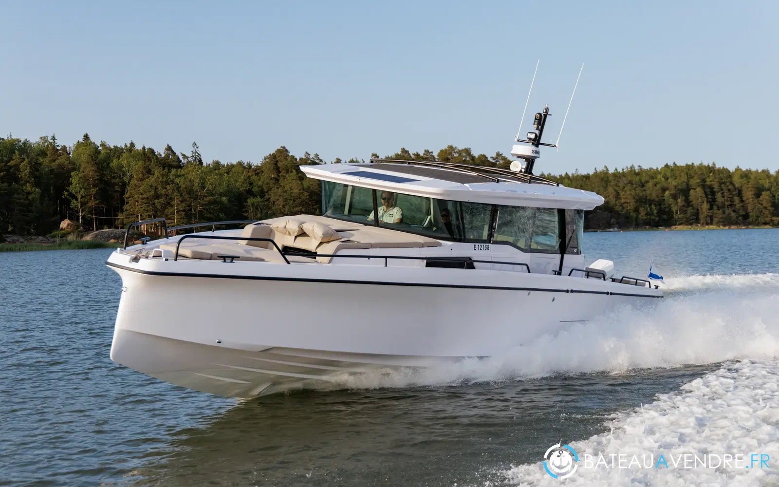 slider 4 Axopar 45 XC CROSS CABIN