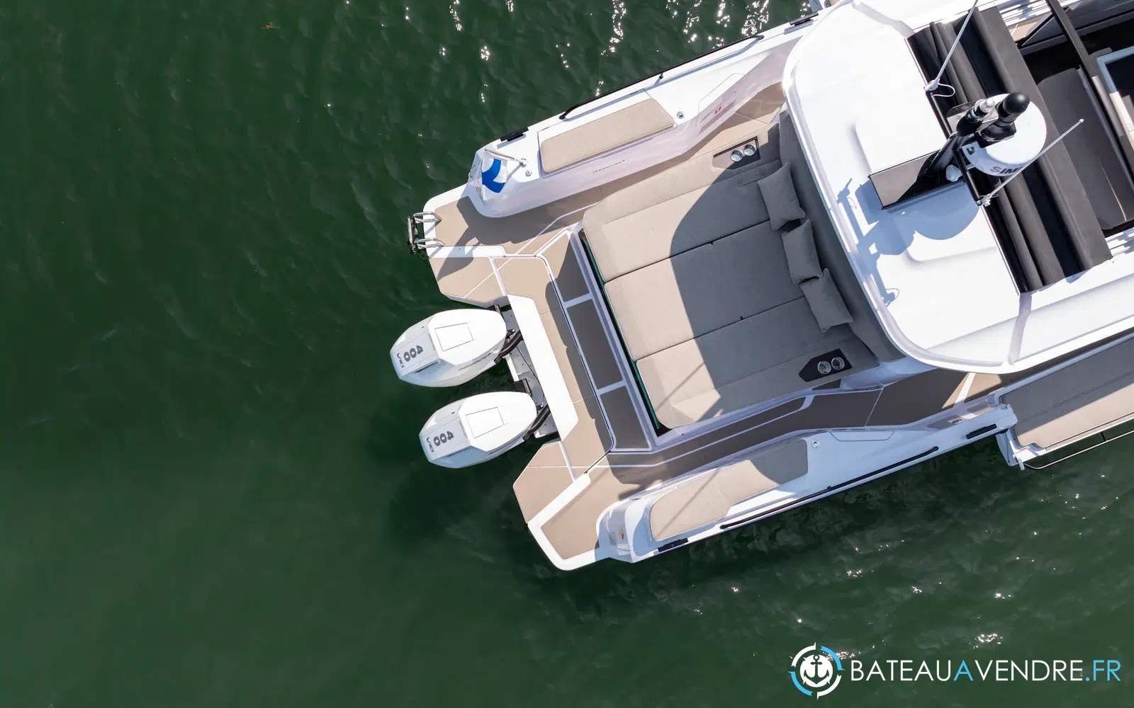 slider 7 Axopar 45 XC CROSS CABIN