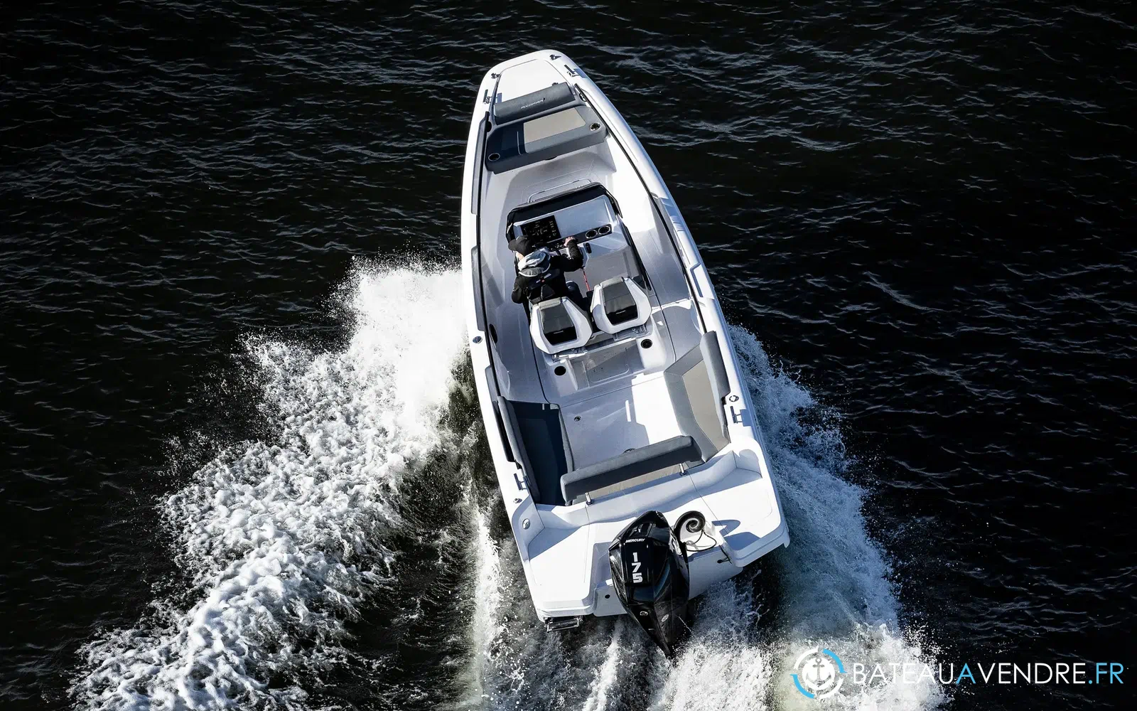 slider 1 Axopar 22 Spyder