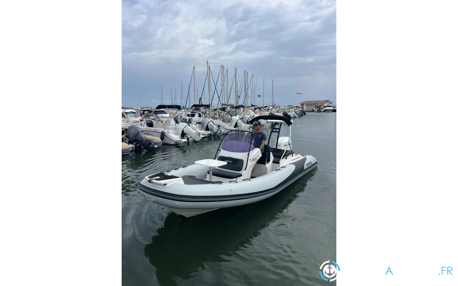 slider 3 Grand Golden Line G580