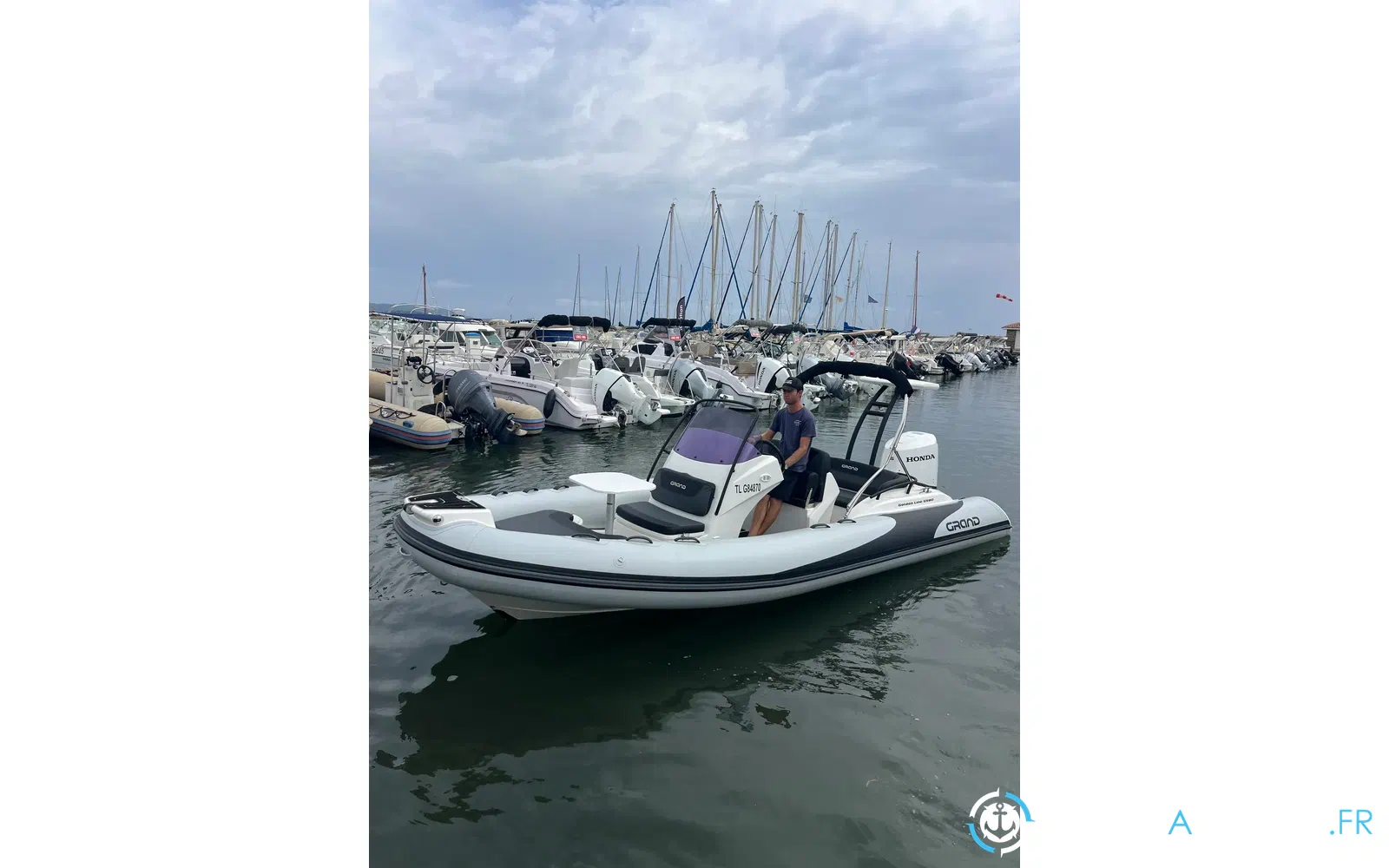 slider 4 Grand Golden Line G580