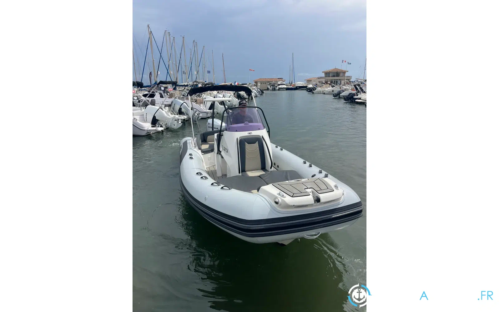 slider 8 Grand Golden Line G650