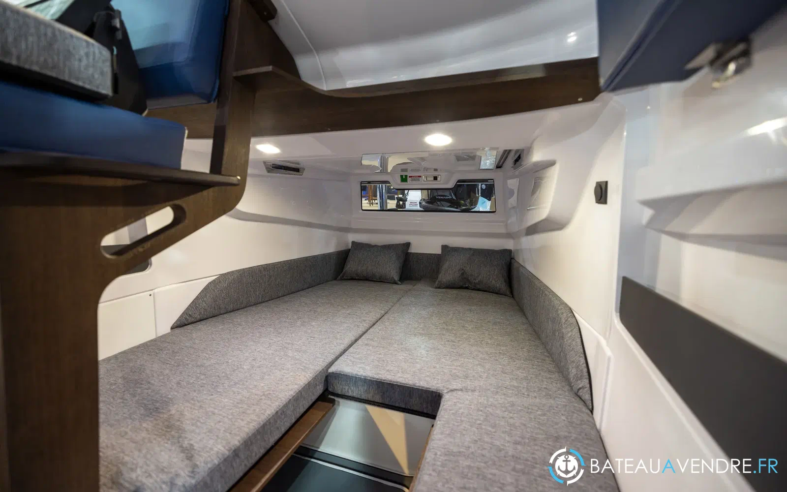 slider 14 Axopar 29 XC CROSS CABIN