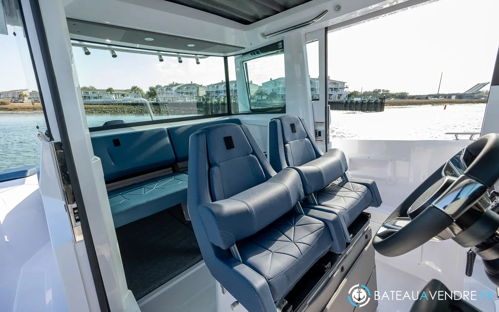 slider 20 Axopar 29 XC CROSS CABIN