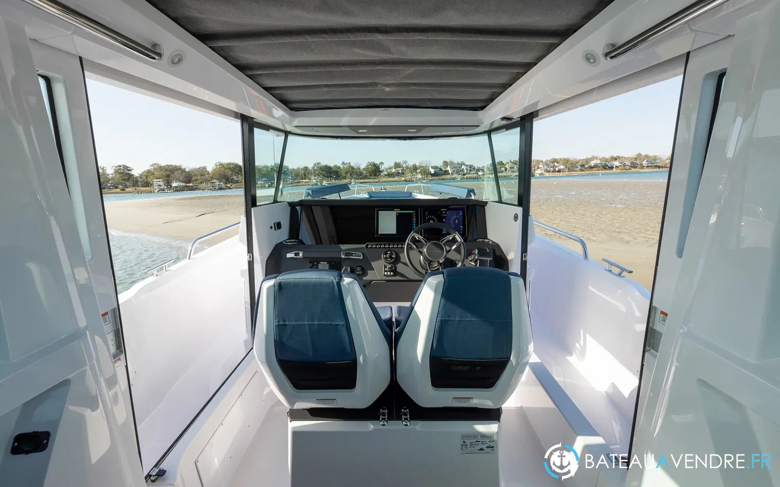 slider 22 Axopar 29 XC CROSS CABIN
