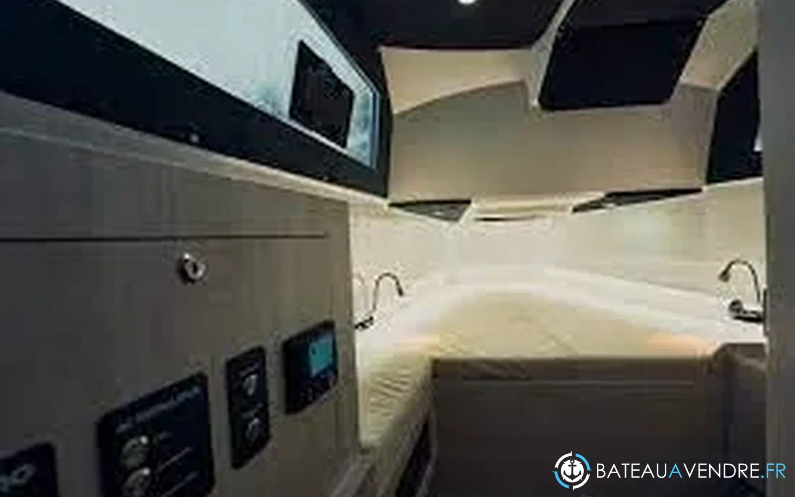 slider 11 Virtue V10 Cabin