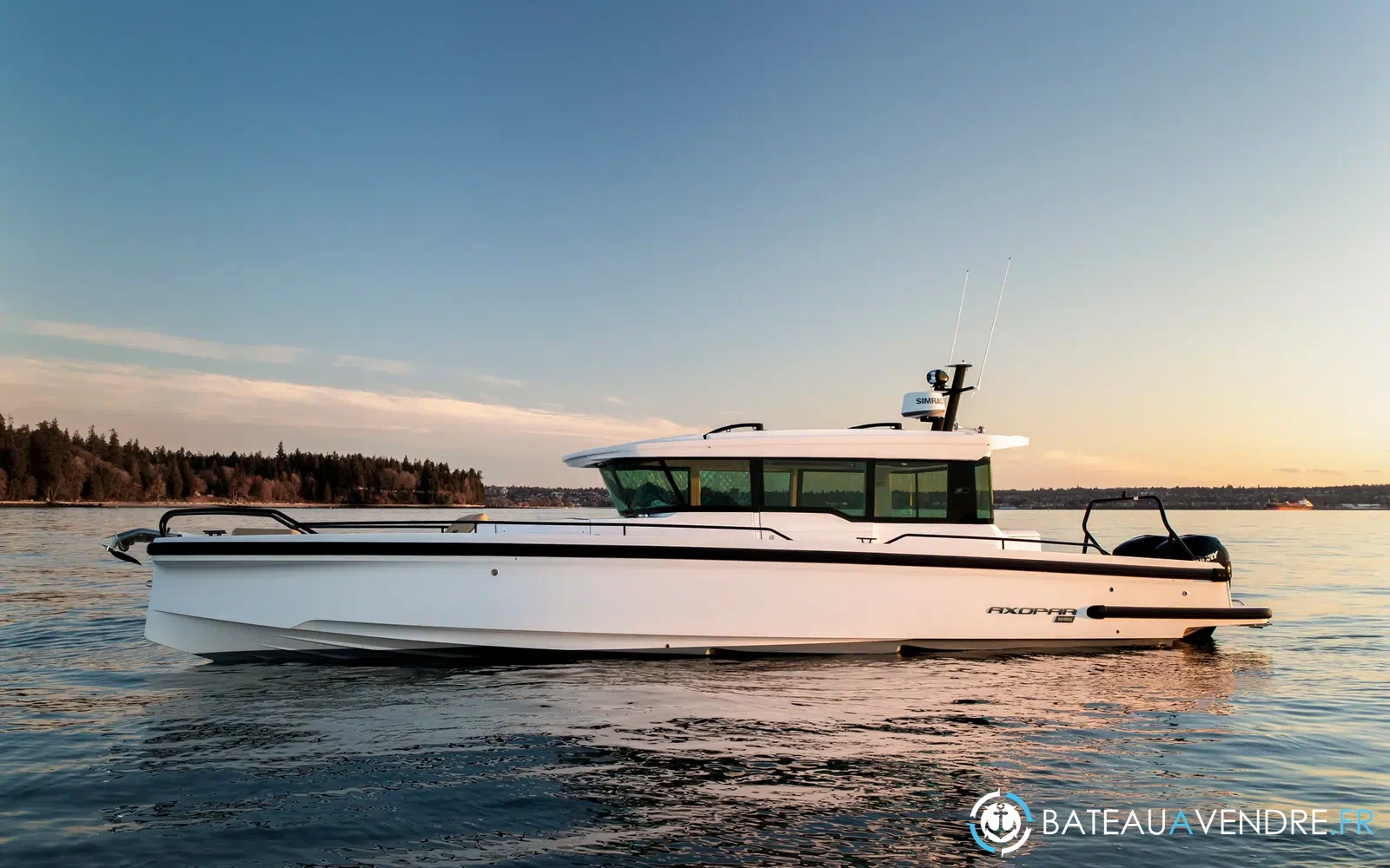 slider 25 Axopar 37 XC Cross Cabin