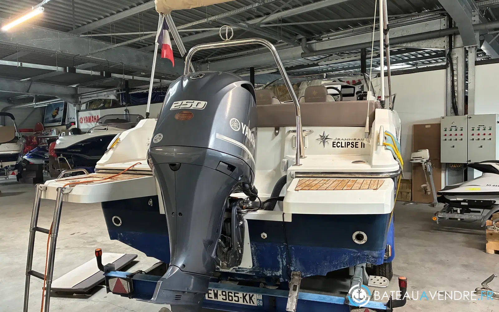 slider 2 Jeanneau CAP CAMARAT 7.5 WA S2