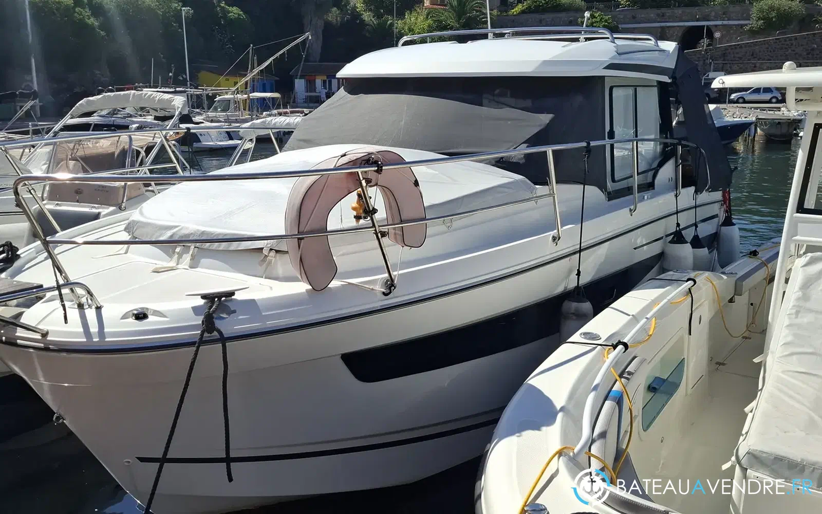 slider 17 Jeanneau Merry Fisher 895