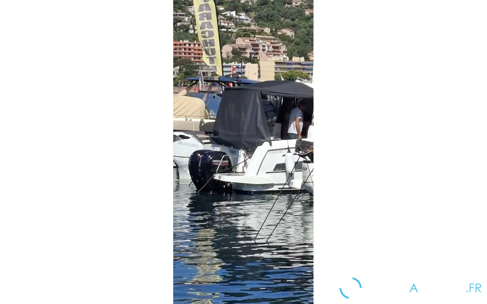 slider 18 Jeanneau Merry Fisher 895