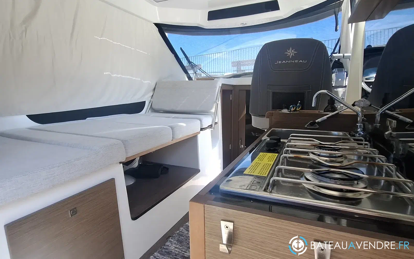 slider 5 Jeanneau Merry Fisher 895