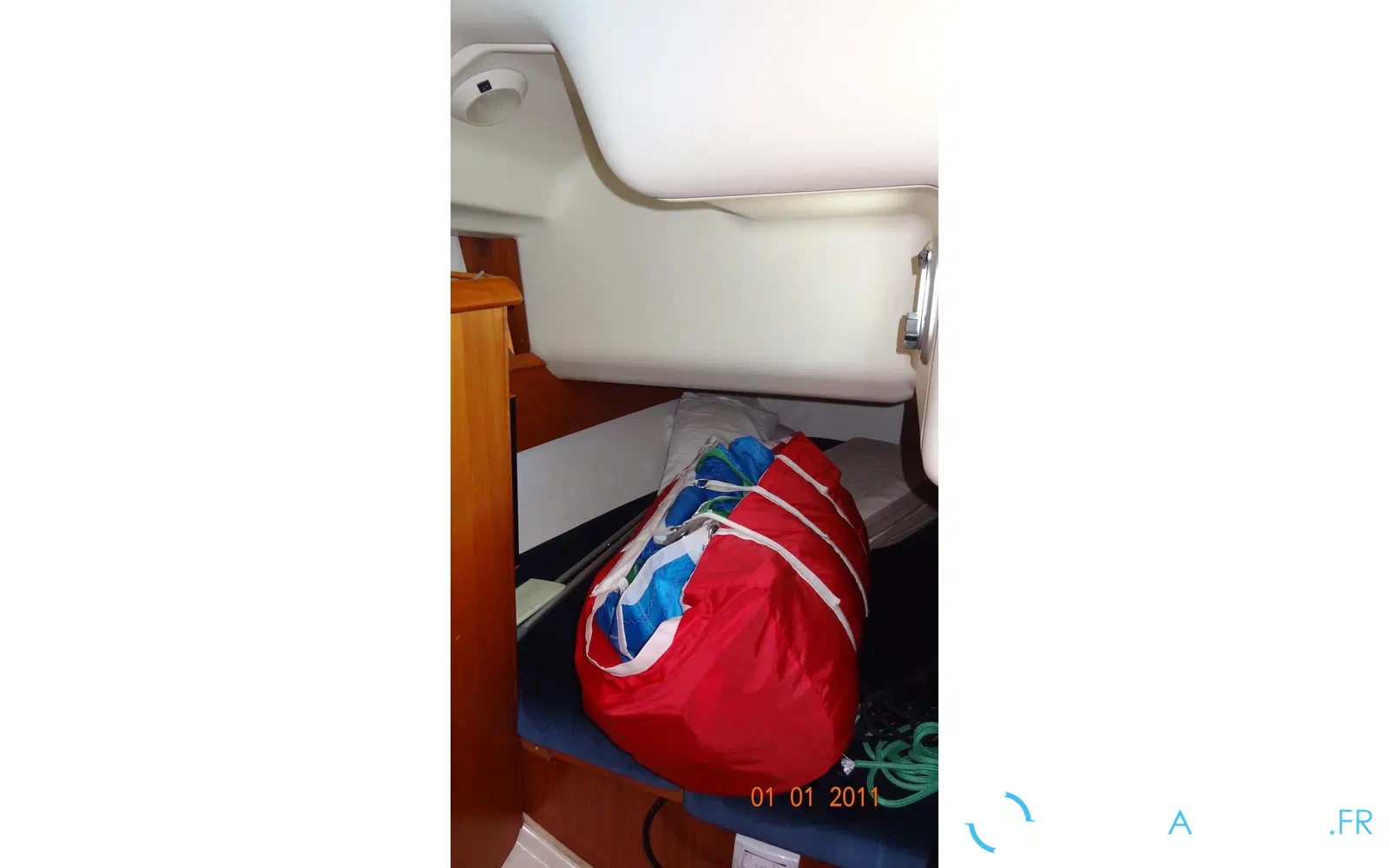 slider 17 Jeanneau Sun Odyssey 40