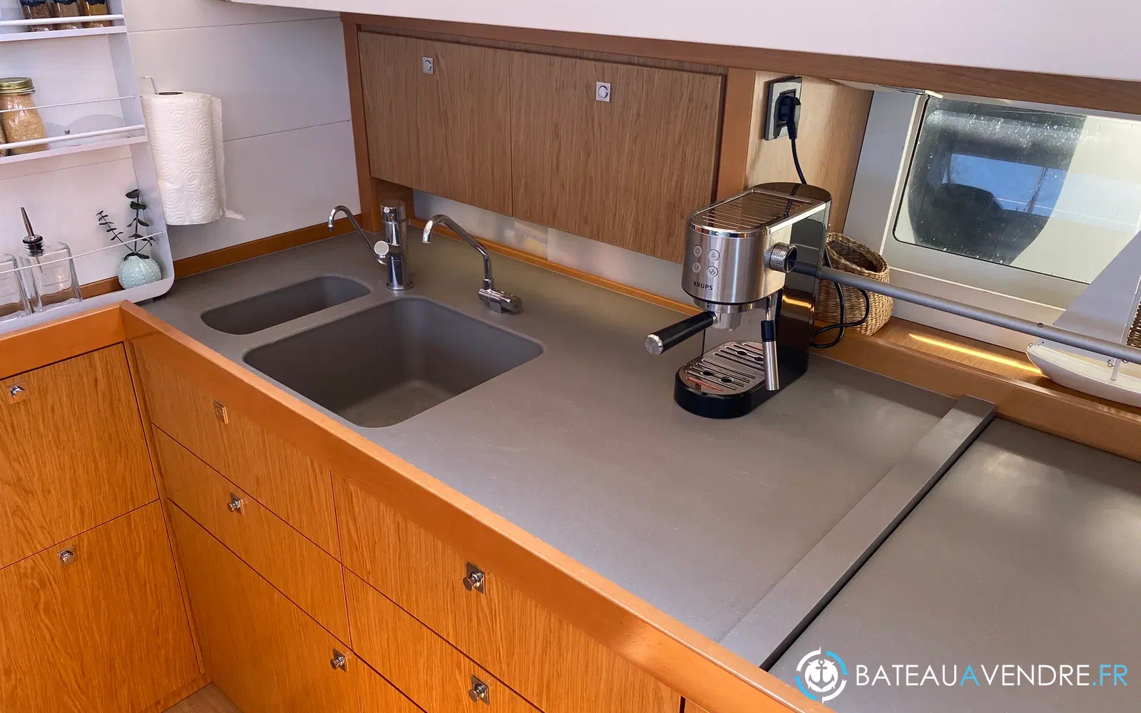 slider 18 Beneteau Sense 50