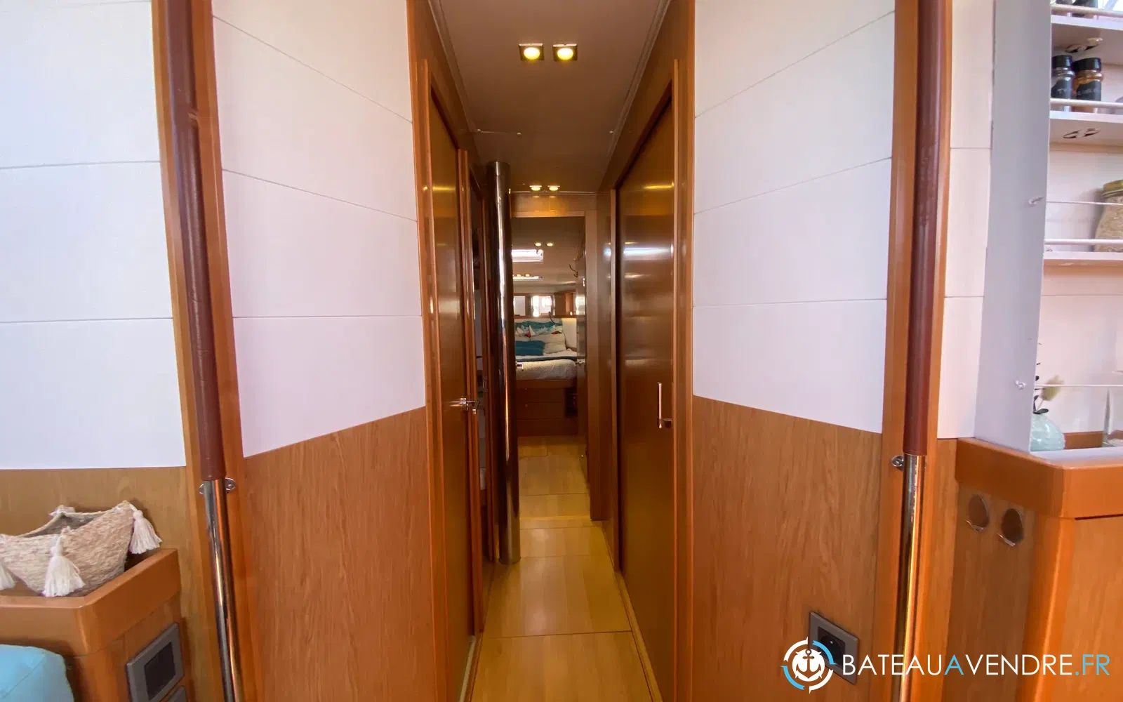 slider 22 Beneteau Sense 50