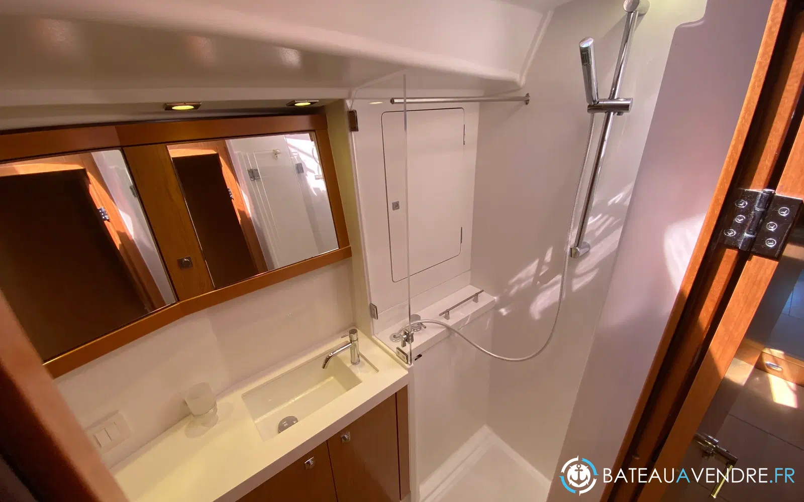 slider 25 Beneteau Sense 50