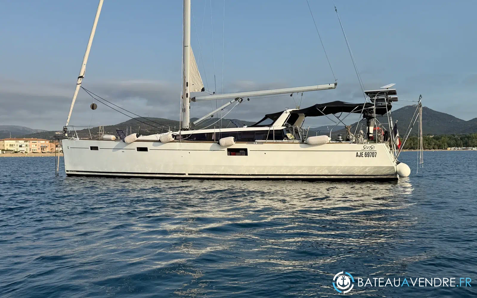 slider 1 Beneteau Sense 50