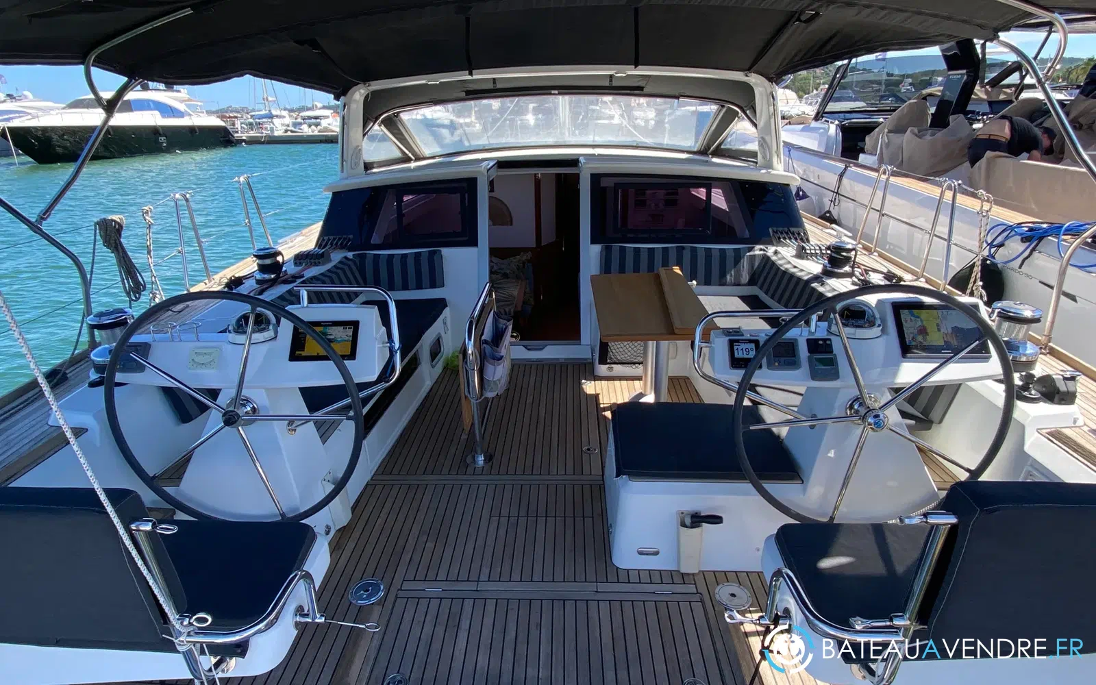 slider 4 Beneteau Sense 50