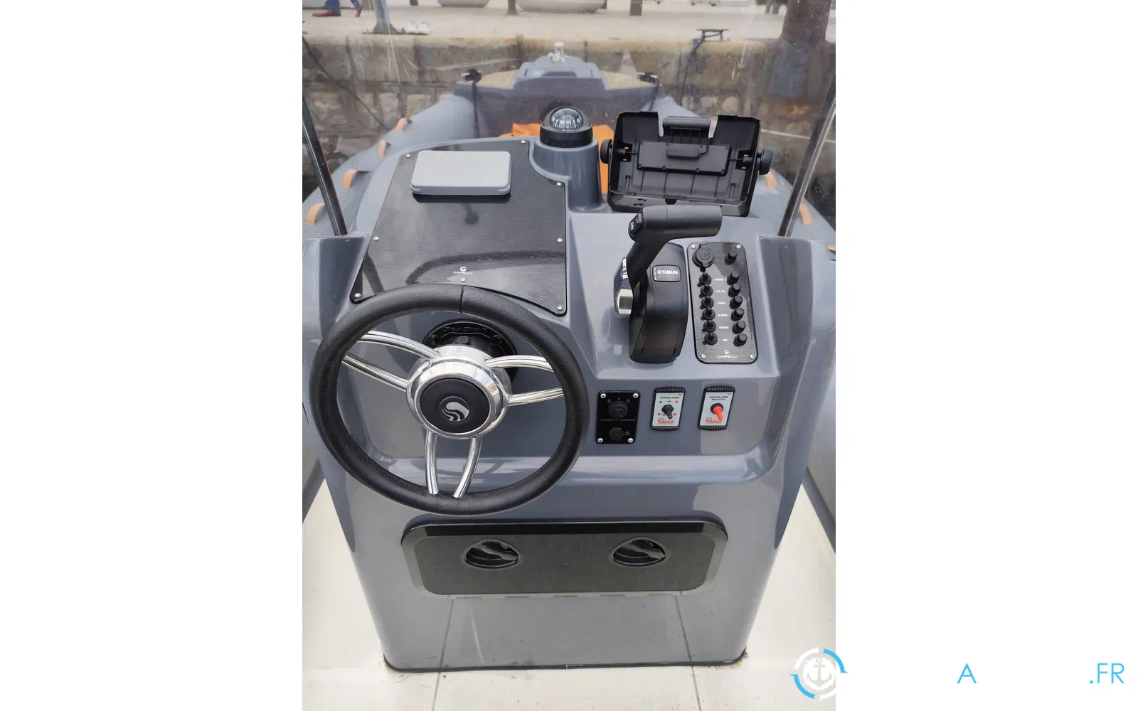 slider 3 Capelli Tempest 700