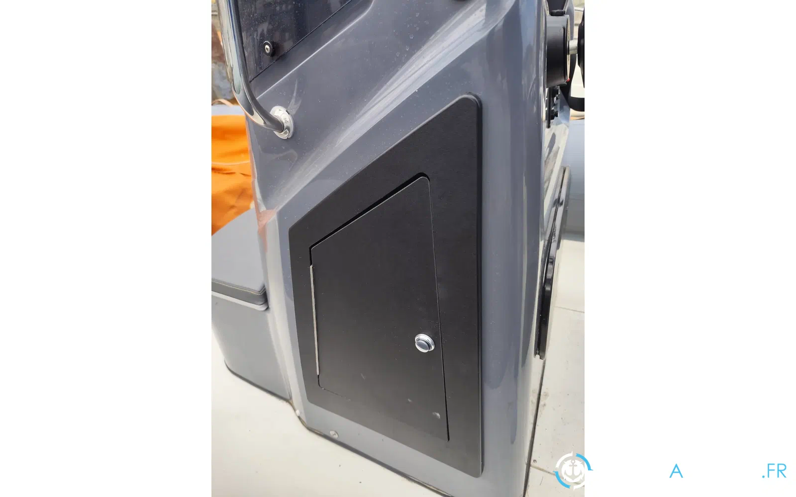 slider 6 Capelli Tempest 700
