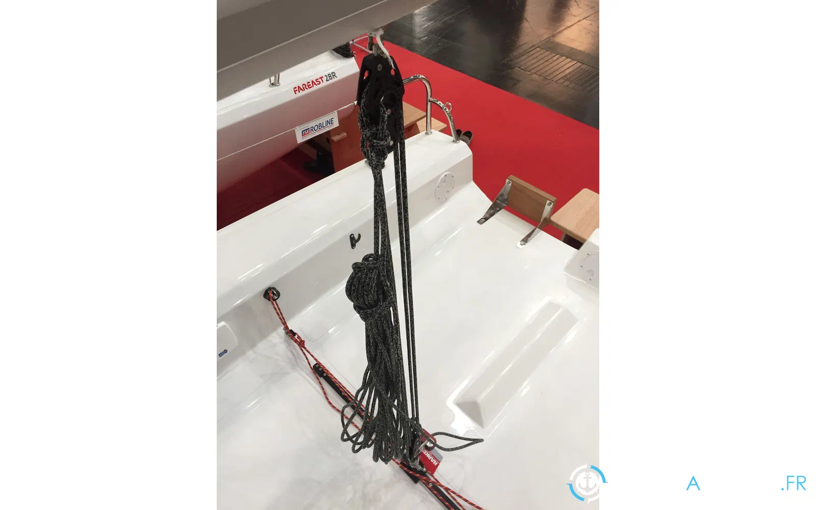 slider 13 Fareast 19 R